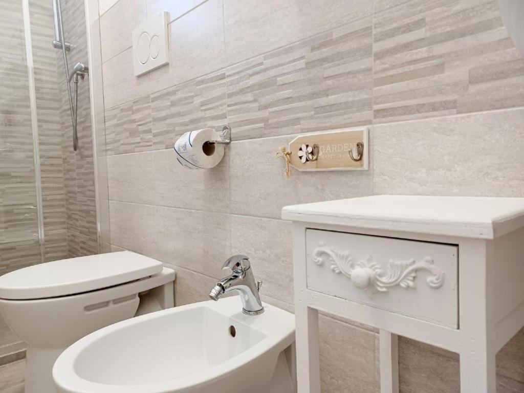 Il Giardino Bed & Breakfast Riotorto Bagian luar foto
